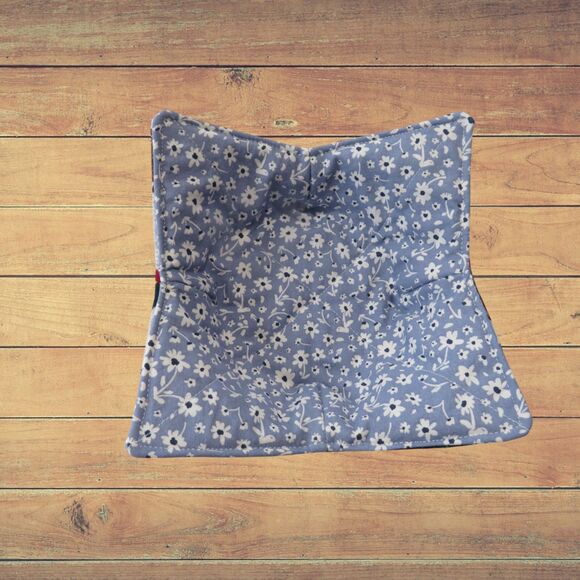 Microwave Bowl Cozy Reversible Roosters and Blue Floral - Picture 3 of 4